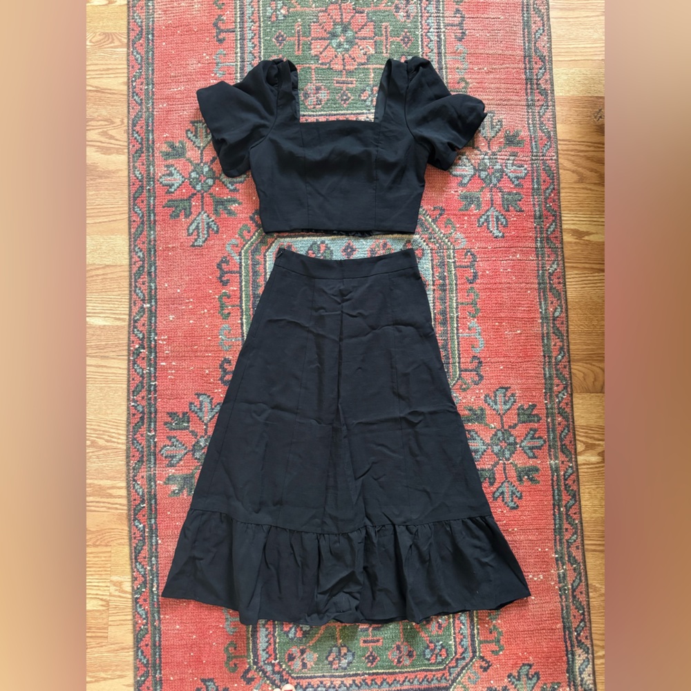 NWT J.ING Black Puff Sleeve Crop Top and Skirt Set. Size XS